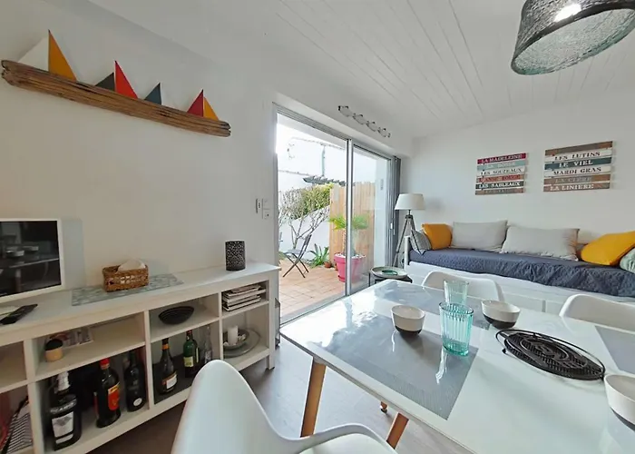 Hb150-004 Cab - 4 Personnes- Ile De Noirmoutier * L'Herbaudiere